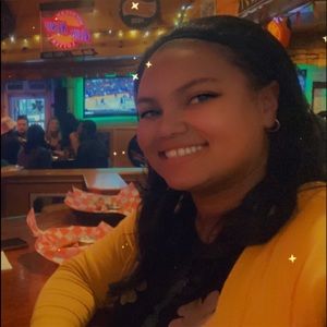 Meet your Posher, Brittany